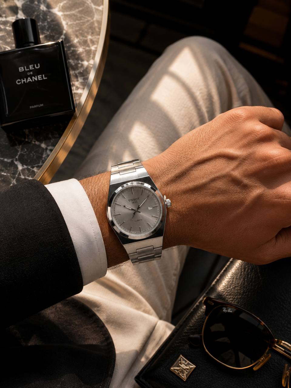 ساعت Tissot مدل مردانه با قفل پروانه ای