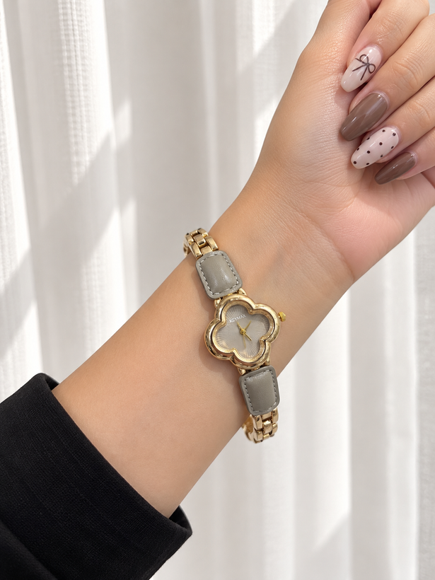 ساعت ونکلیف زنانه بند چرمی وارداتی